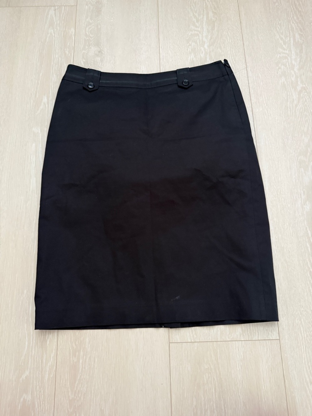 ✨ Ann Taylor Classic Black Pencil Skirt